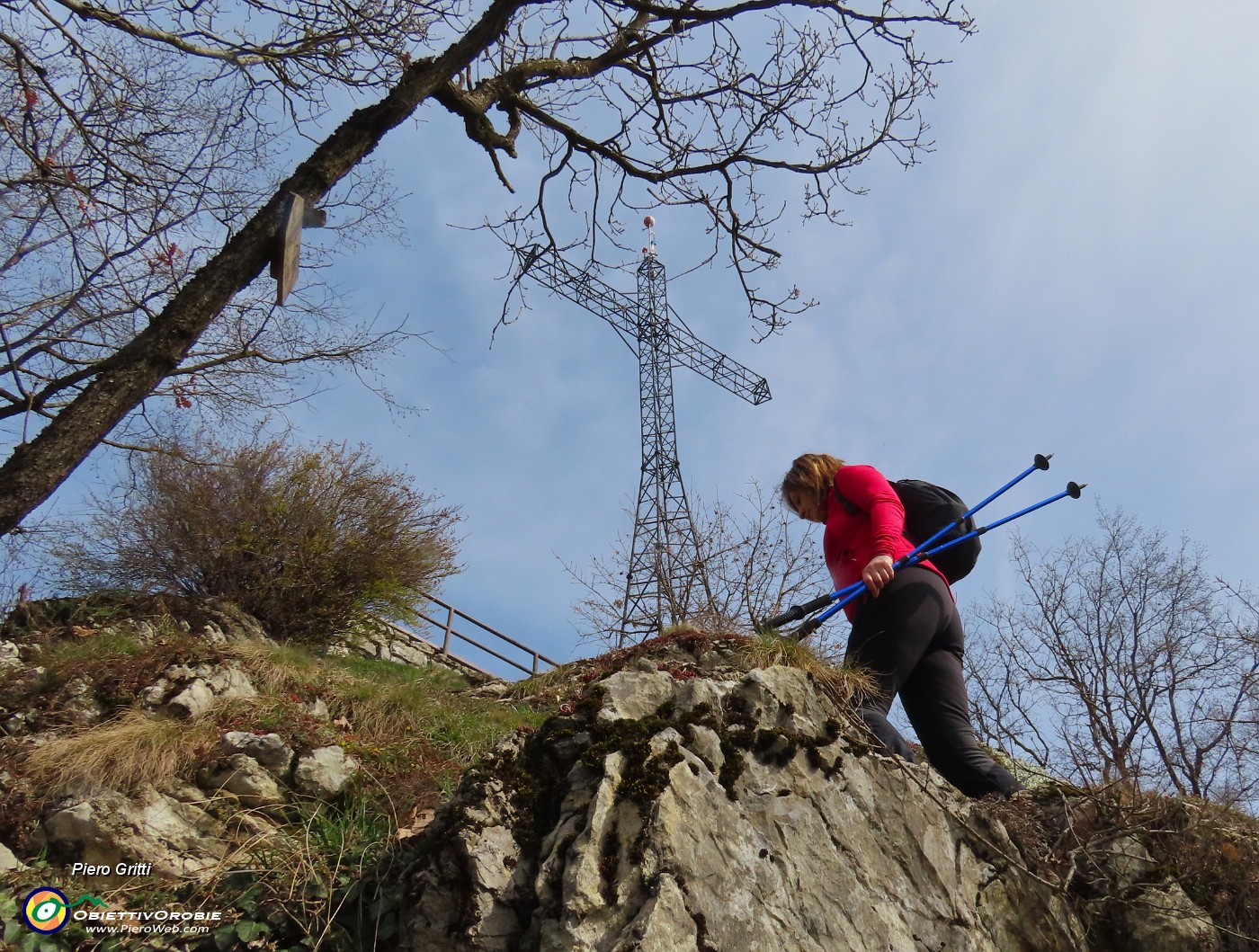 56 Croce Monte Ubione (985 m).JPG